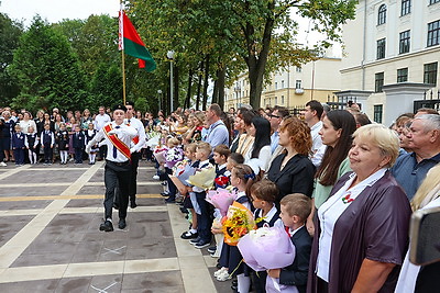 После реконструкции открылась одна из старейших школ Минска на ул.Красноармейской