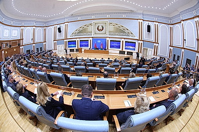 Лукашенко собрал совещание с аппаратом Нацбанка и руководством банков