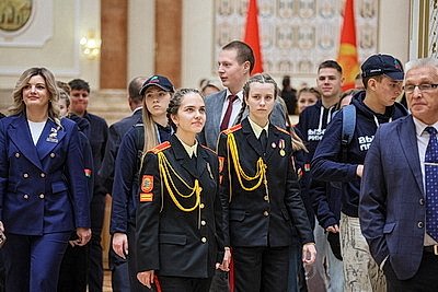 Кадеты и финалисты турнира \"Вызов\" побывали в залах Дворца Независимости