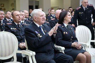 Верность долгу и профессии. Столичным милиционерам вручили заслуженные награды