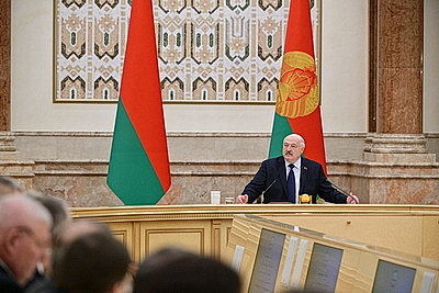Лукашенко собрал совещание с руководителями дипломатических представительств Беларуси