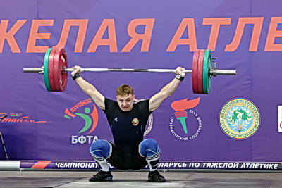 В Могилеве проходит чемпионат Беларуси по тяжелой атлетике