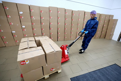 До 95% продукции на экспорт. Как в Бешенковичах работает белорусско-китайская кондитерская фабрика