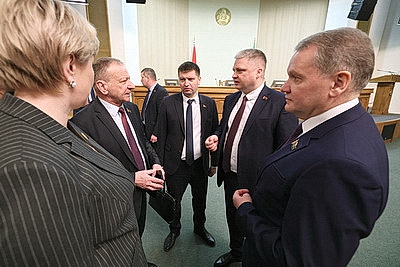 Сергеенко принял участие в заседании Витебского областного Совета депутатов