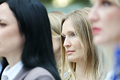 Работники холдинга \"БЕЛСТРОЙЦЕНТР\" посетили с экскурсией Дворец Независимости