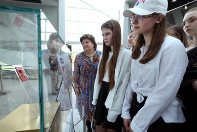 Из семейного архива в музей. Медаль \"Золотая Звезда\" представлена на выставке в Музее истории ВОВ