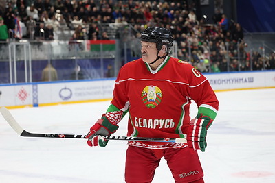 Хоккейная команда Президента выиграла шестой матч в РХЛ