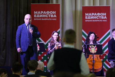 В Детской музыкальной школе искусств дал мастер-класс Президентский оркестр