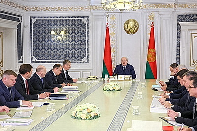 Лукашенко ставит напряженные задачи по работе в Африке