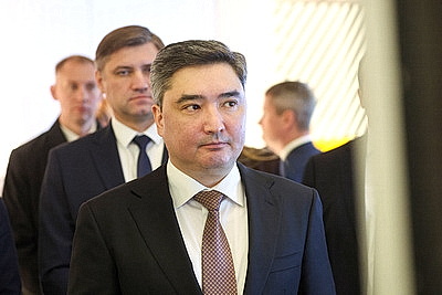 Турчин прибыл с официальным визитом в Казахстан