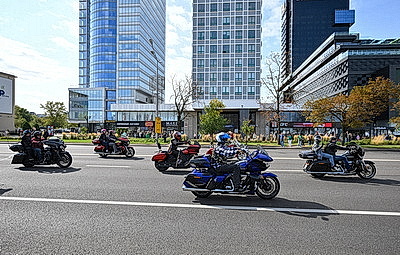 Мотопарад H.O.G. Rally Minsk стартовал от Кургана Славы в праздничный Минск
