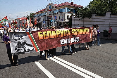 Маршем Победителей стартовали Дни молодежи в фестивальном Витебске