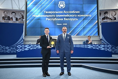 Виктор Лукашенко переизбран на должность президента НОК