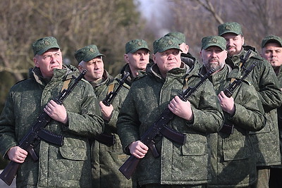 В Гродно военнообязанные запаса, призванные на сборы, присягнули на верность Беларуси и народу
