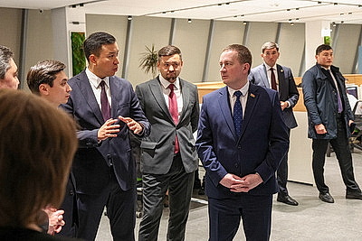 Турчин прибыл с официальным визитом в Казахстан