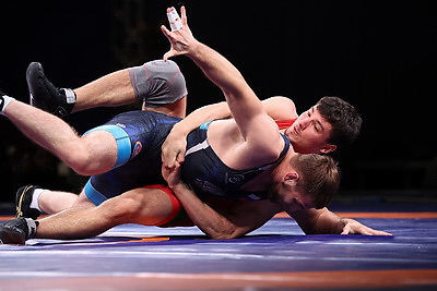 Белорусские борцы завоевали четыре золота на домашнем турнире памяти Караваева