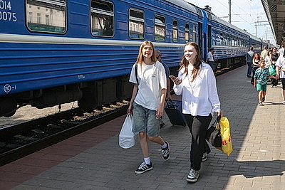 Студотряды отправились из Гомеля в оздоровительные лагеря России