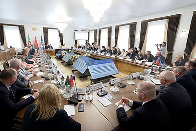 Расширенное заседание Президиума Совета Республики проходит в Полоцке