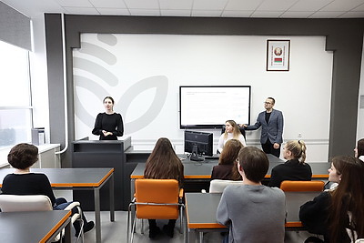 Вузы Беларуси: БГЭУ и БарГУ