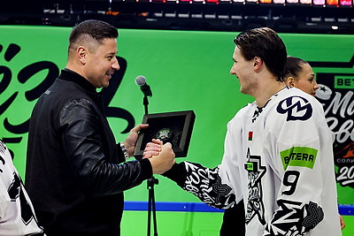 Команда Стася стала победительницей Матча звезд хоккейной экстралиги