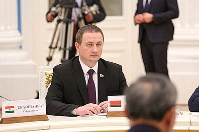 Путин встретился с главами правительств стран ШОС