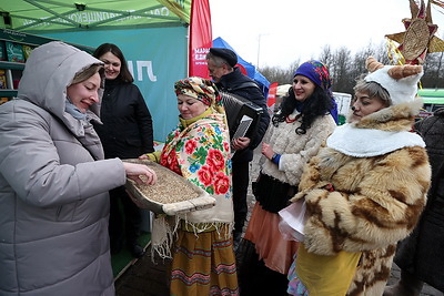 Городской квест и интерактивные площадки: второй день \"Марафона единства\" проходит в Лиде