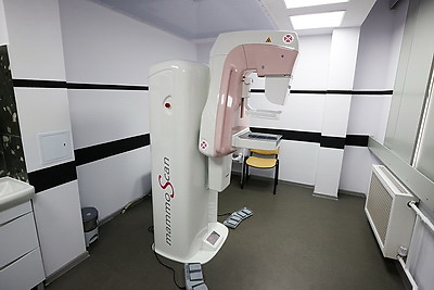 Сергеенко в Браславе пообщался с молодыми специалистами и ознакомился с новым отделением ЦРБ