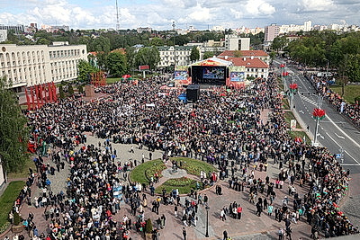 Парад, шествие \"Беларусь помнит\". Гродно празднует День Победы