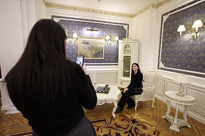 Дворец Независимости посетили с экскурсией сотрудники Минского молочного завода №1 и представители торговли