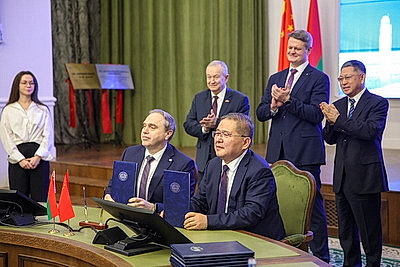 Беларусь и китайская провинция Шаньдун подписали пакет документов о научном сотрудничестве