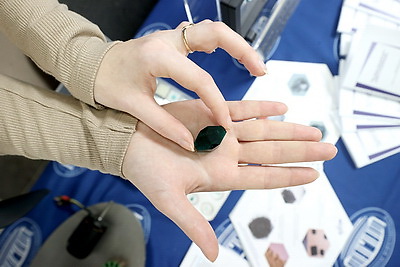 От космоса до недр земли. Выставка НАН проходит в Солигорске