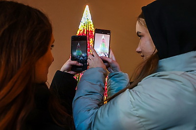 Главную елку региона зажгли в Могилеве