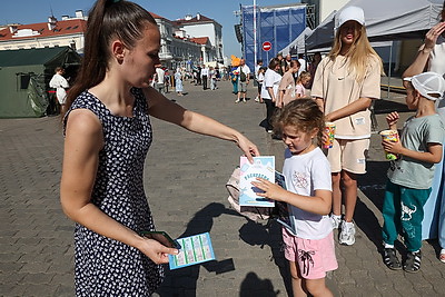 Более 13 тыс. детей охватила акция \"Соберем портфель вместе\" в этом году