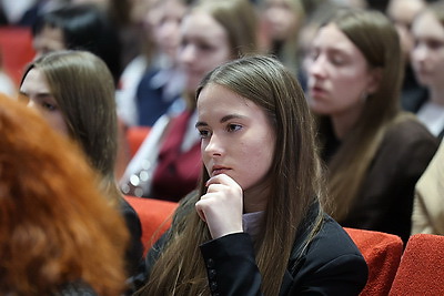 Более 200 абитуриентов. Профориентационный форум \"Маршрут успеха\" прошел в Минске