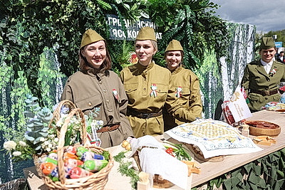 \"Майский вальс\", мини-концерты, кинопоказы: насыщенная программа к 9 Мая организована в Гродно
