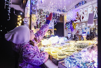 Предновогодние ярмарки работают в Бресте