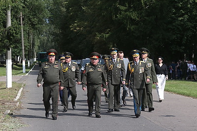 Высший пилотаж. Как в Мачулищах отпраздновали День военно-воздушных сил Беларуси