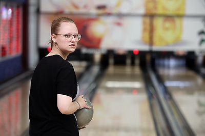 Спортивный и социально значимый проект. Турнир по боулингу \"Спешиал Олимпикс\" прошел в Минске