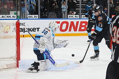 Минские динамовцы разгромили \"Сибирь\"