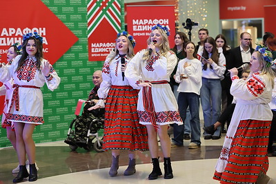 В Минске на \"Марафоне единства\" состоялся караоке-батл \"Код ДНК\"