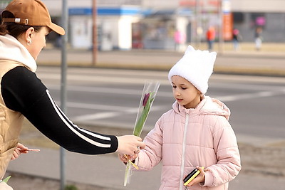 На улицах белорусских городов в преддверии 8 Марта