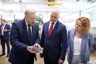 Калининградская делегация посетила \"БКМ Холдинг\" и МАЗ
