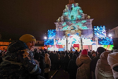 Новогодняя атмосфера и сказочные герои в ярких спектаклях: праздничные локации Минска