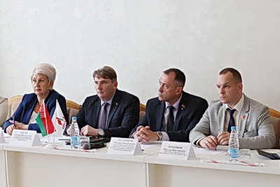 Разговор о важном: в Белыничах прошел марафон \"17 граней единства\"