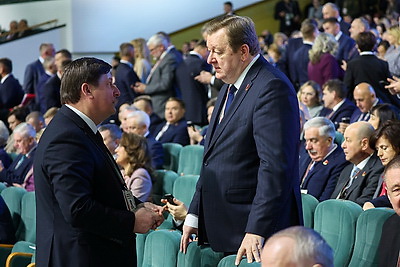 Второе заседание VII ВНС продолжает работу