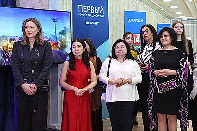 Встреча супруги главы МИД с женами руководителей дипмиссий прошла в Минске накануне 8 Марта