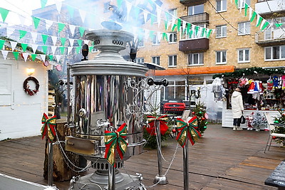 Предновогодние ярмарки работают в Бресте