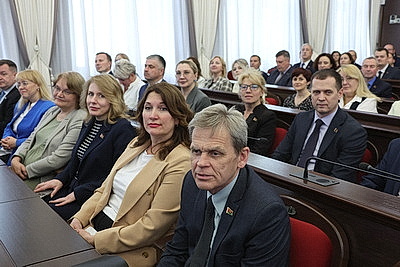 Вице-премьера и руководителя Аппарата Совета Министров представили в правительстве