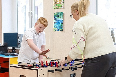 Турчин поздравил воспитанников Ивенецкого социального пансионата