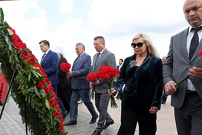 Кочанова принимает участие в мероприятиях XII Форума регионов России и Беларуси